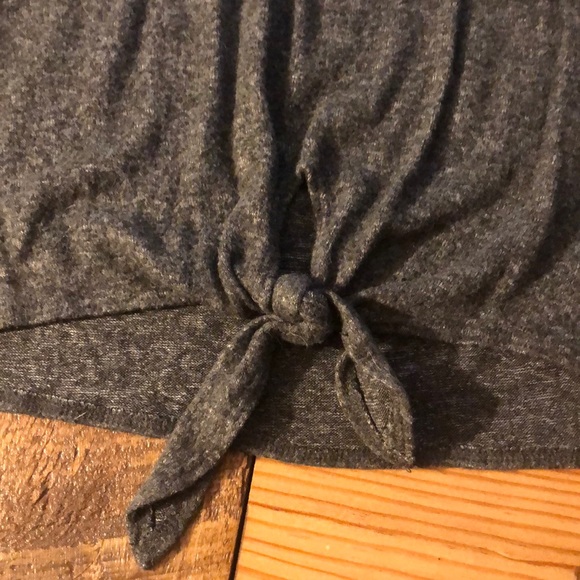 aero dark grey long sleeve - Picture 3 of 3